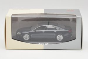 Audi A8 D3 Mauritius Blau Metallic Minichamps 1:43 5010508123 Metall — Bild 4 von 4