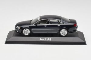 Audi A8 D3 Mauritius Blau Metallic Minichamps 1:43 5010508123 Metall
