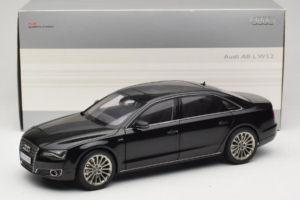 Audi A8L D3 W12 Phantom Black Kyosho 1:18 5011008125 Metall — Bild 8 von 8