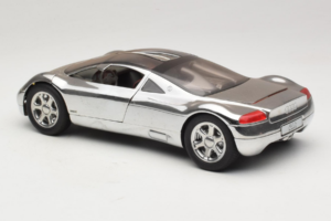 Audi Avus Quattro Chrome Silver Revell 1:18 08913-C1 Metall — Bild 7 von 8