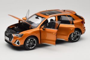 Audi Q3 F3 Orange Metallic Paudi Model 1:18 05962Q32019 Metall — Bild 2 von 8