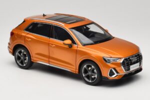 Audi Q3 F3 Orange Metallic Paudi Model 1:18 05962Q32019 Metall — Bild 6 von 8