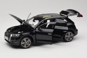 Audi Q5L FY Schwarz Paudi Model 1:18 26732 Metall — Bild 2 von 8