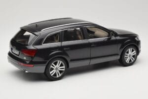 Audi Q7 4L Lava Grey Minichamps 1:18 5010507625 Metall — Bild 3 von 8