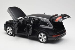 Audi Q7 4M Matt Schwarz Minichamps 1:18 110014001 Metall — Bild 5 von 8