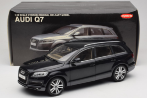 Audi Q7 Schwarz Kyosho 1:18 09221BK Metall — Bild 8 von 8