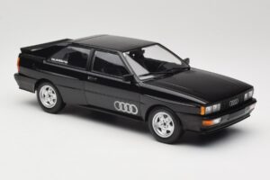 Audi Quattro Schwarz Metallic Minichamps 1:18 155016121 Metall — Bild 4 von 6