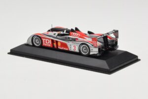 Audi R10 TDI LMP1 #3 L. Luhr / A. Premat / M. Rockenfeller 24 Hours of Le Mans 2008 Minichamps 1:43 400089903 Metall — Bild 3 von 4