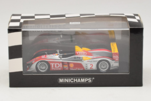 Audi R10 TDI LMP1 #2 R. Capello / T. Kristensen 2007 Minichamps 1:43 400071602 Metall — Bild 4 von 4