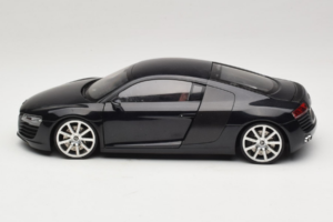 Audi R8 Schwarz Kyosho 1:18 09213BK Metall — Bild 4 von 8