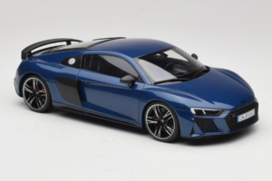 Audi R8 Ascari Blue Jada 1:18 5011918451 Metall — Bild 4 von 6