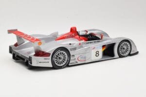 Audi R8 LMP900 #8 Audi Sport Team Joest F. Biela / E. Pirro / T. Kristensen 24 Hours of Le Mans 2000 Maisto 1:18 38899 Metall — Bild 2 von 6