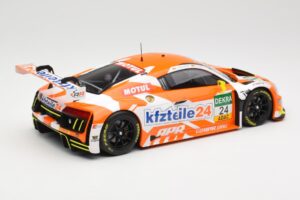 Audi R8 LMS #24 kfzteile24 L. Vanthoor / C. Stoll ADAC GT Masters 2016 Minichamps 1:18 155161124 Metall — Bild 2 von 6