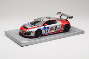 Audi R8 LMS #99 F. Biela / P. Kaffer / M. Fässler / M. Hennerici Phoenix Racing 24 Hours Nürburgring 2009 Spark 1:18 18S041 R — Bild 2 von 6