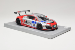 Audi R8 LMS #99 F. Biela / P. Kaffer / M. Fässler / M. Hennerici Phoenix Racing 24 Hours Nürburgring 2009 Spark 1:18 18S041 R — Bild 4 von 6