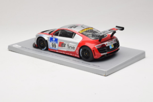 Audi R8 LMS #99 F. Biela / P. Kaffer / M. Fässler / M. Hennerici Phoenix Racing 24 Hours Nürburgring 2009 Spark 1:18 18S041 R — Bild 5 von 6
