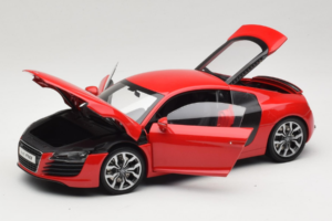 Audi R8 Rot Kyosho 1:18 09213R Metall — Bild 2 von 8