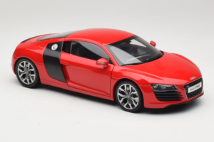 Audi R8 Rot Kyosho 1:18 09213R Metall — Bild 6 von 8