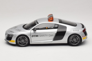 Audi R8 Safety Car 24 Hours of Le Mans 2008 Kyosho 1:18 09214DTM Metall — Bild 3 von 8
