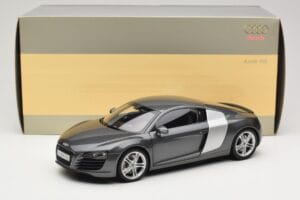 Audi R8 Type 42 4.2 Daytona Grey Kyosho 1:18 5010618425 Metall — Bild 8 von 8