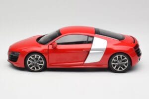 Audi R8 V10 Brilliant Rot Kyosho 1:18 09216RR Metall — Bild 4 von 8