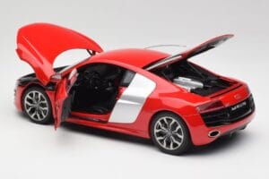Audi R8 V10 Brilliant Rot Kyosho 1:18 09216RR Metall — Bild 5 von 8