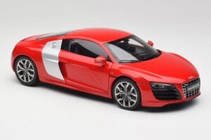 Audi R8 V10 Brilliant Rot Kyosho 1:18 09216RR Metall — Bild 6 von 8