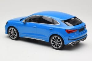 Audi RS Q3 F3 Sportback Blau Minichamps 1:18 155018101 Metall — Bild 5 von 6