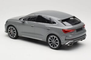 Audi RS Q3 F3 Sportback Grau Minichamps 1:18 155018100 Metall — Bild 5 von 6