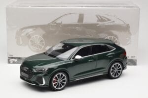 Audi RS Q3 Sportback 8U Green Metallic Minichamps 1:18 155018102 Metall — Bild 6 von 6