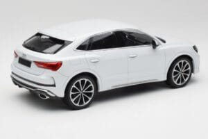 Audi RS Q3 F3 Sportback Glacier White Metallic Minichamps 1:18 155018105 Metall — Bild 2 von 6