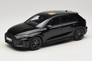 Audi RS3 8Y Sportback Myth Black Norev 1:18 188388 Metall