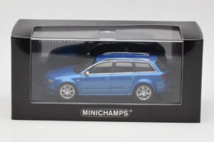 Audi RS4 B7 Avant Blue Metallic Minichamps 1:43 AUDI010 Metall — Bild 4 von 4