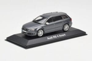 Audi RS4 B7 Avant Grau Minichamps 1:43 5010509223 Metall — Bild 2 von 4