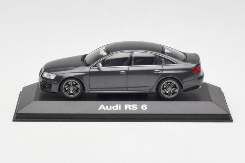 Audi RS6 C6 Daytona Grey Minichamps 1:43 5010810123 Metall
