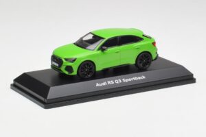 Audi RSQ3 F3 Sportback Grün Minichamps 1:43 5012013631 Metall — Bild 2 von 4