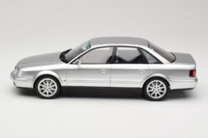 Audi S4 C4 4.2 V8 Crystal Silver Otto 1:18 OT464 Resin — Bild 3 von 6