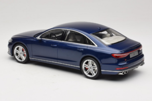 Audi S8 D5 Blau GT Spirit 1:18 GT313 Resin — Bild 5 von 6