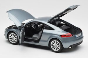 Audi TT 8J Kondorgrau Minichamps 1:18 5010500415 Metall — Bild 5 von 8