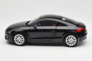 Audi TT 8J Phantom Schwarz Minichamps 1:18 5010500425 Metall — Bild 4 von 8