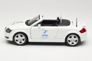Audi TT 8N Cabriolet Weiß Maisto 1:18 56065 Metall — Bild 4 von 8