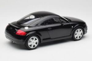 Audi TT 8N Schwarz Minichamps 1:18 155017021 Metall — Bild 2 von 6