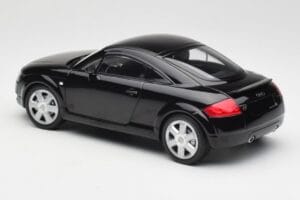 Audi TT 8N Schwarz Minichamps 1:18 155017021 Metall — Bild 5 von 6