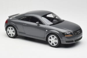 Audi TT 8N Coupé Grey Metallic Minichamps 1:18 155017020 Metall — Bild 4 von 6