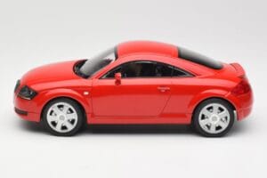 Audi TT 8N Rot Minichamps 1:18 155017022 Metall — Bild 3 von 6