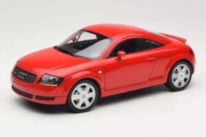 Audi TT 8N Rot Minichamps 1:18 155017022 Metall