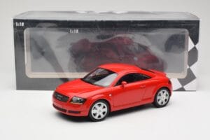 Audi TT 8N Rot Minichamps 1:18 155017022 Metall — Bild 6 von 6