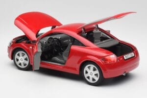 Audi TT 8N Coupe Rot Revell 1:18 89909092 Metall — Bild 5 von 8