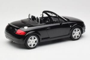 Audi TT 8N Roadster Black Metallic Minichamps 1:18 155017030 Metall — Bild 2 von 6