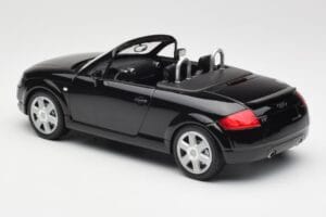 Audi TT 8N Roadster Black Metallic Minichamps 1:18 155017030 Metall — Bild 5 von 6